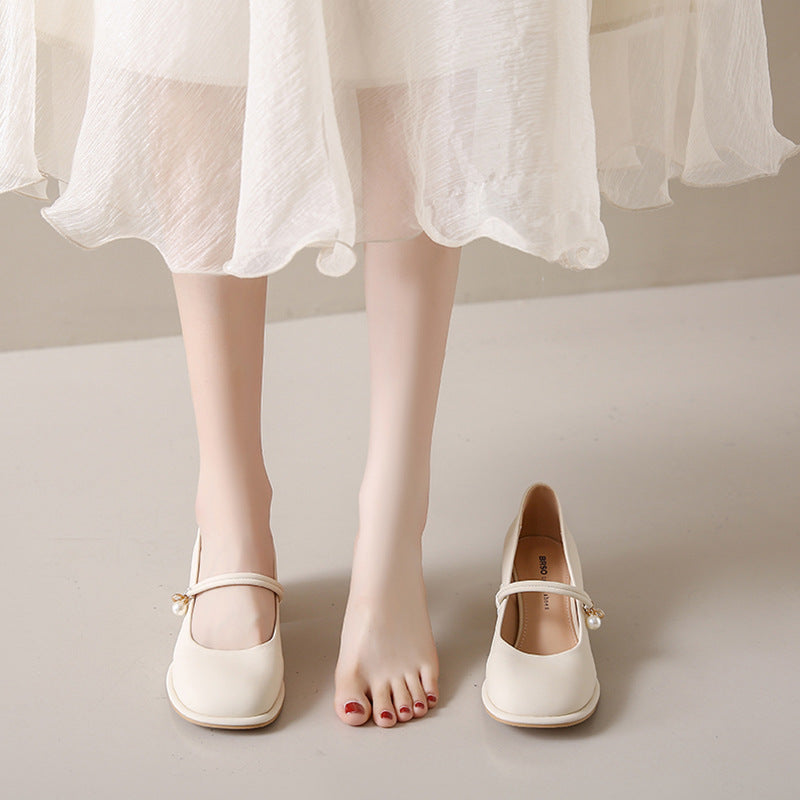Mary Jane Pumps mit moderatem Absatz