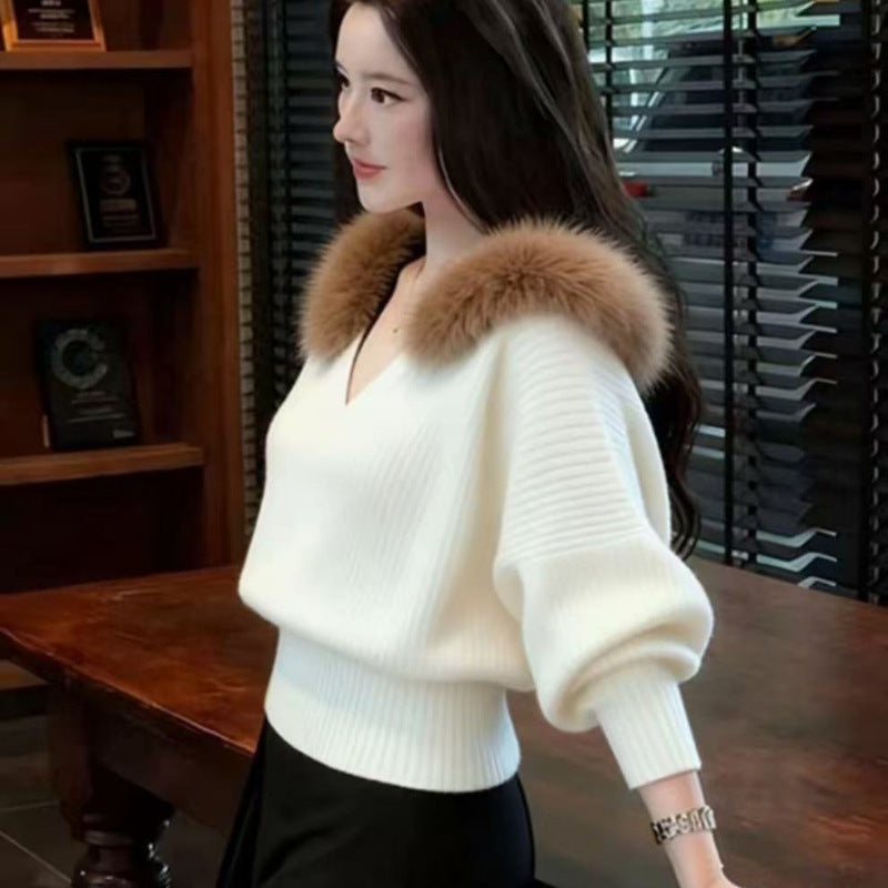 V-Ausschnitt Pullover mit Fellbesatz