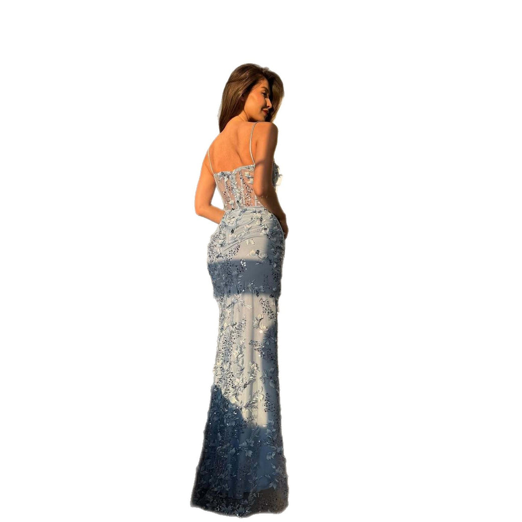 Bogen- und Strass-Bettrock in Hellblau – Bild 5 | LuxeStyle