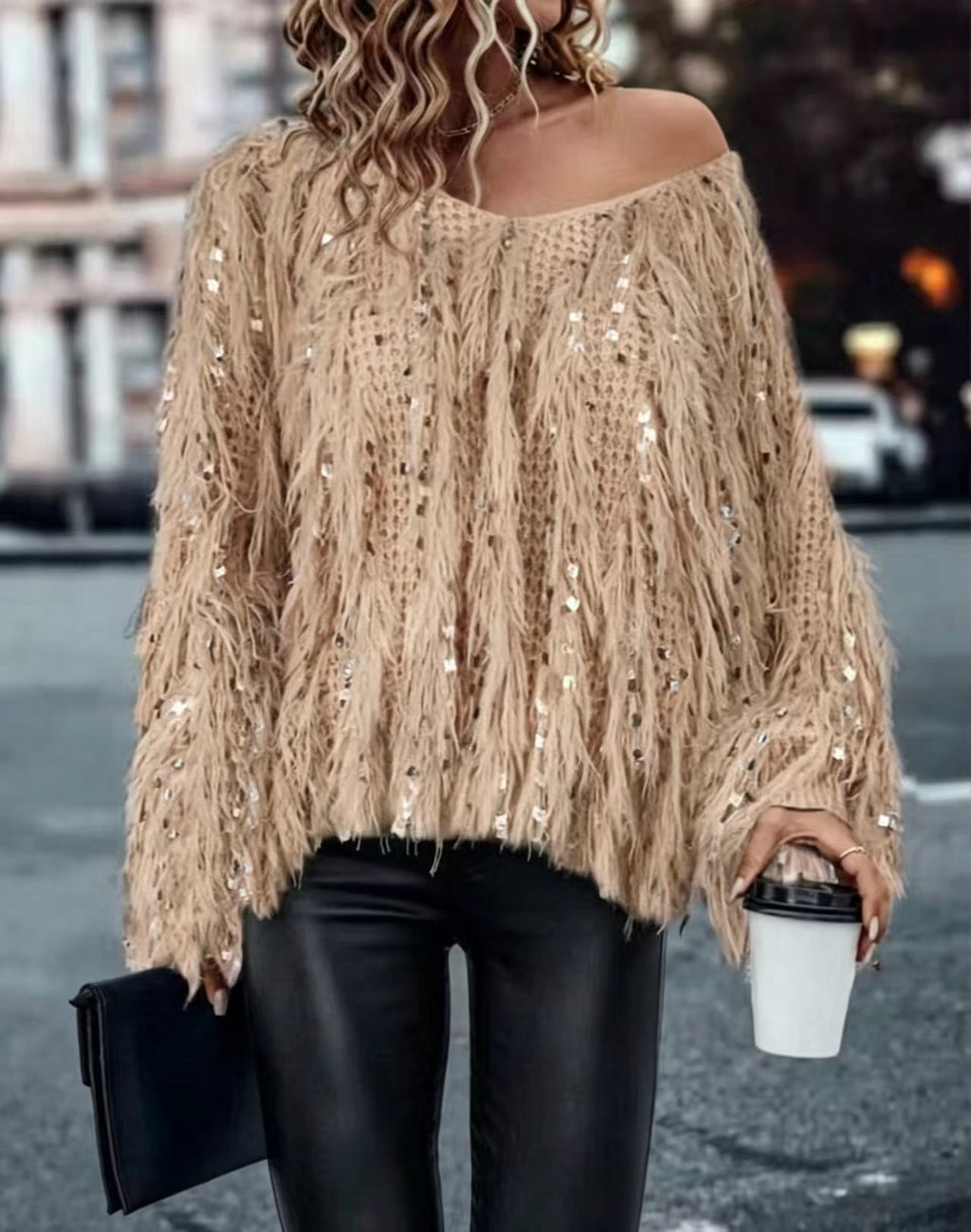 Handgemachter Quasten-Pullover aus Nerzfell