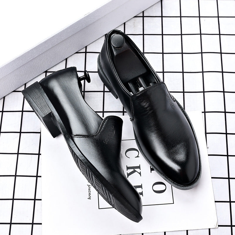 Business Slipper aus Leder mit spitzer Zehenpartie