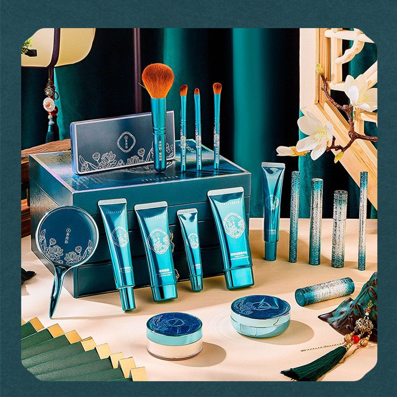 Green Lotus Beauty Make-up & Pflegeset (18-teilig) – Bild 2 | LuxeStyle