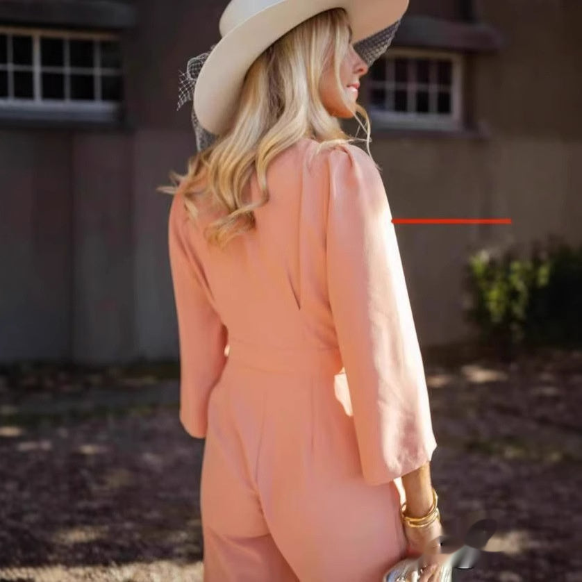 Orange Jumpsuit mit V-Ausschnitt