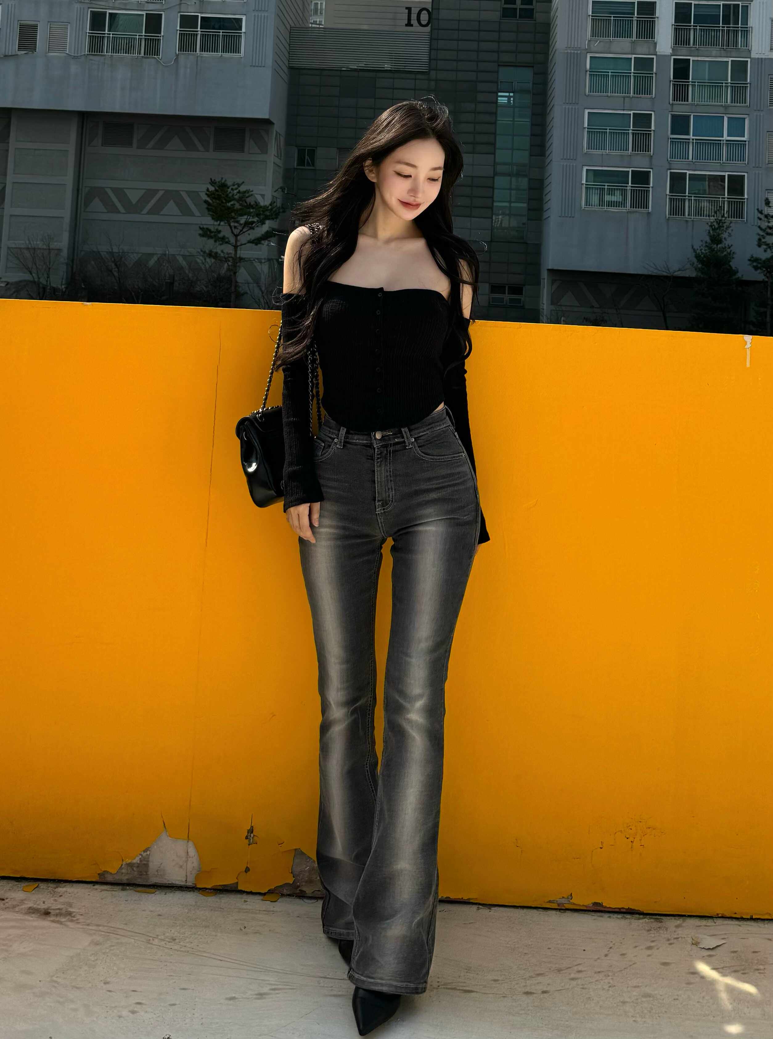 Slim Fit Jeans mit hohem Bund – Ansicht 5