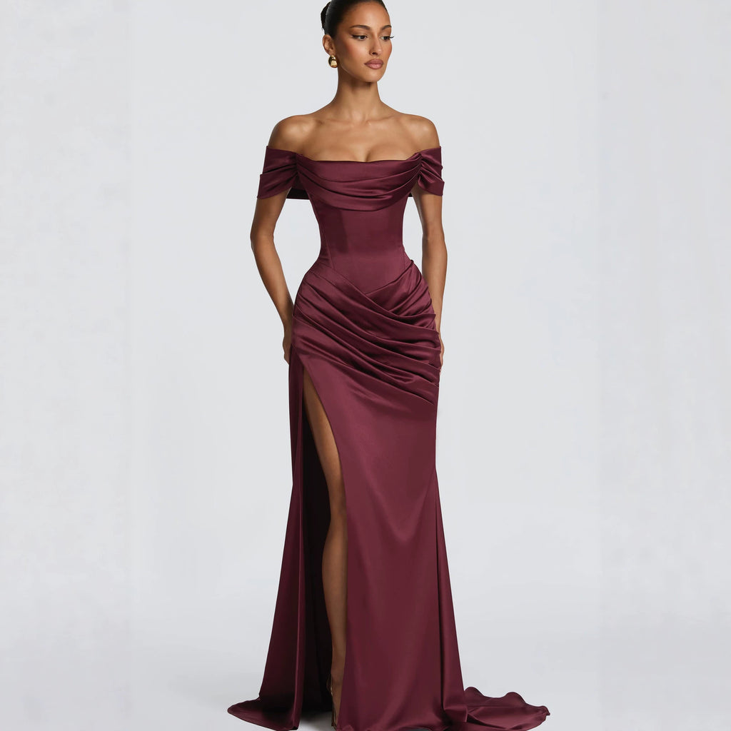 Abendkleid «Sirène» – High-Slit Meerjungfrau mit Schleppe