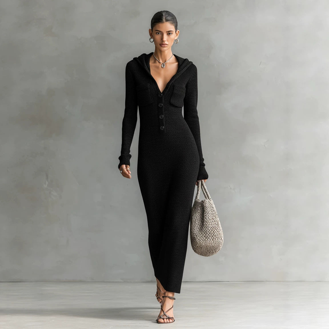 Strickkleid Slim-Fit mit Kapuze und Halbrock
