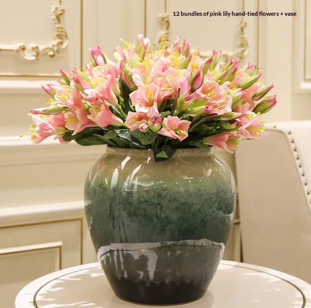 Keramikvase mit Kunstblumen und Dekoration – Bild 3 | LuxeStyle