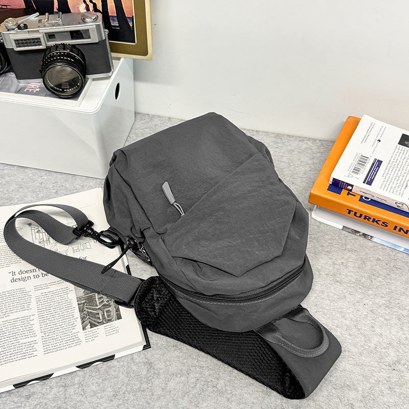Crossbody Tasche aus Polyester – schwarz, grün, grau, khaki – Bild 9 | LuxeStyle
