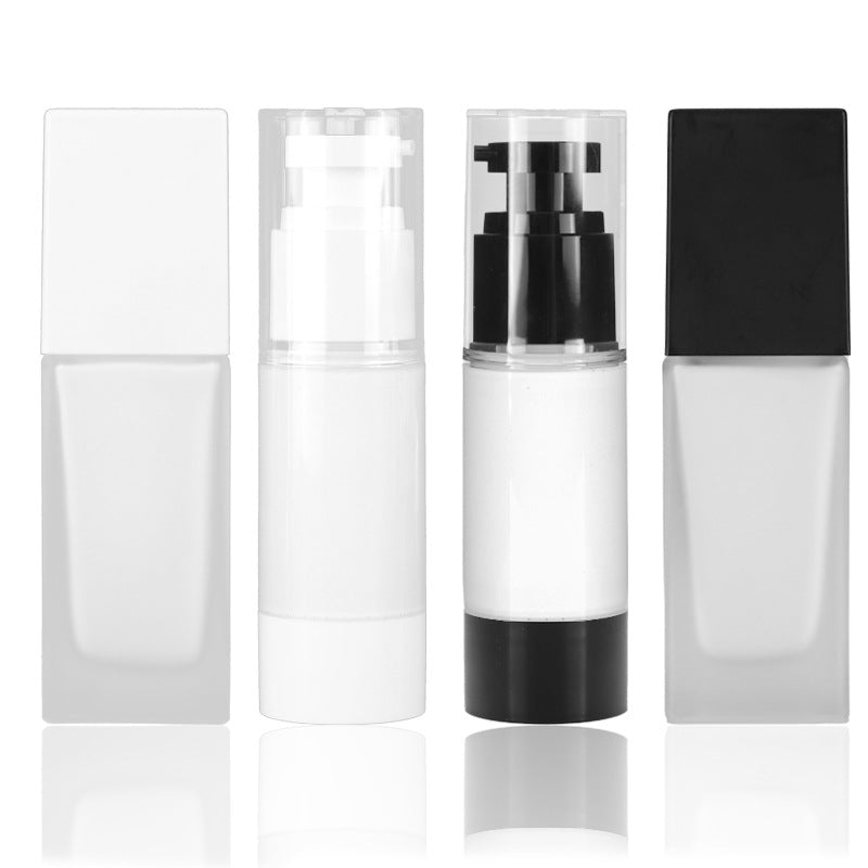 Liquid Foundation – Feuchtigkeitsspendend, ölregulierend | LuxeStyle