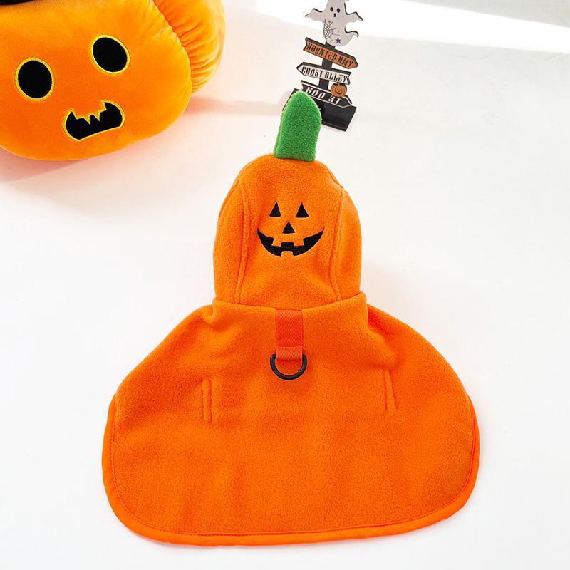 Tier-Halloween-Mantel