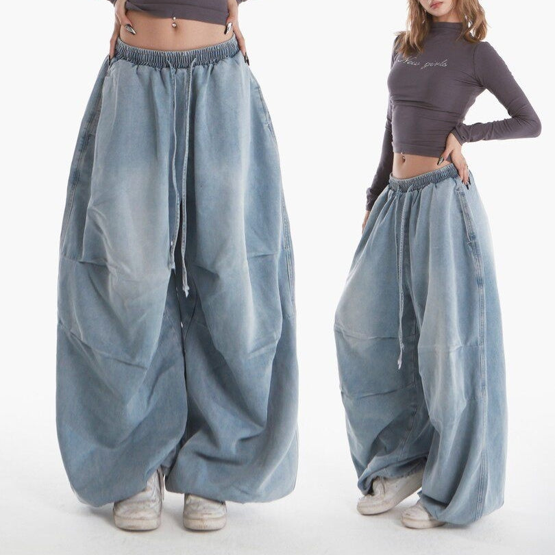 Bequeme, weiter Jeans