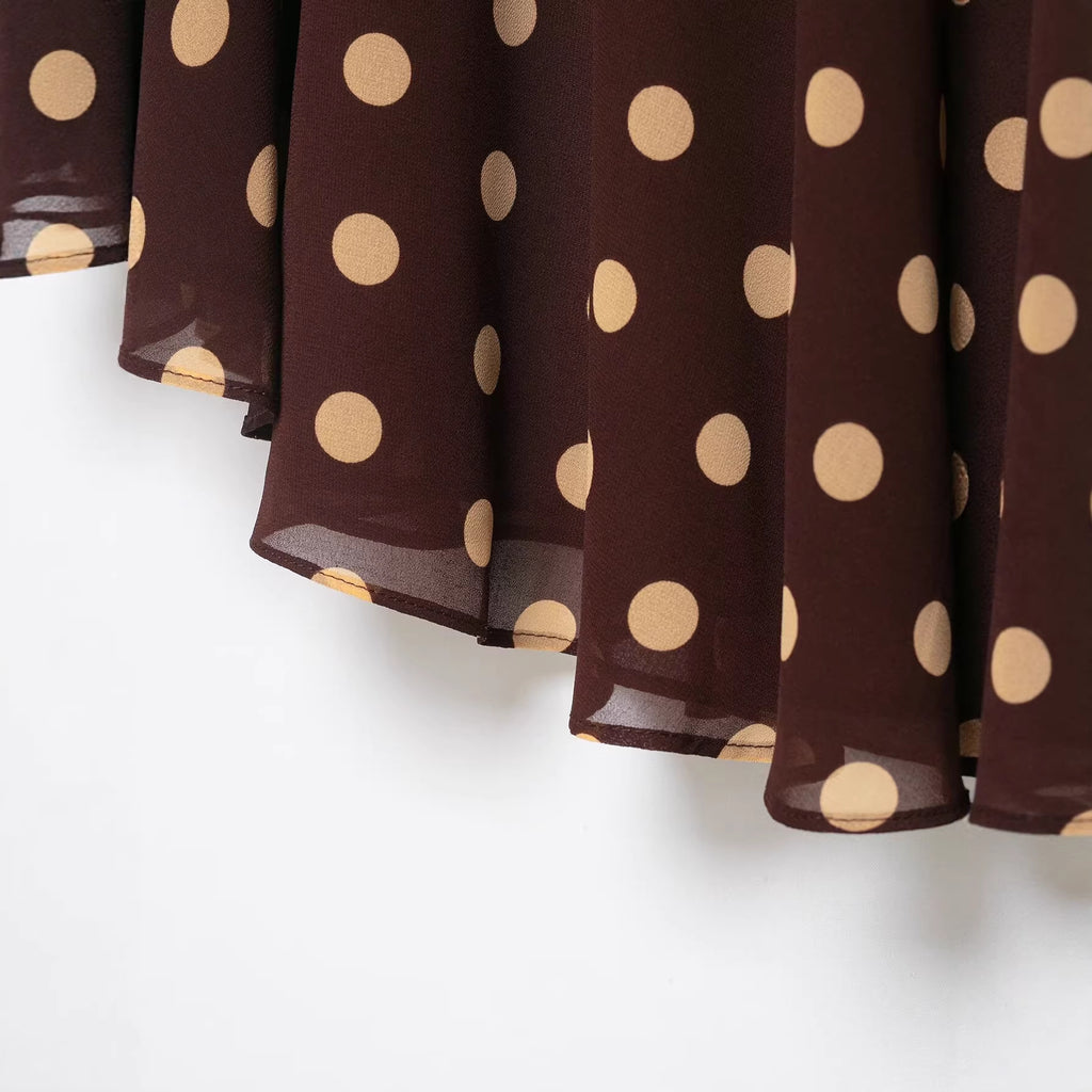 Asymmetrischer Polka-Dot A-Linien Rock
