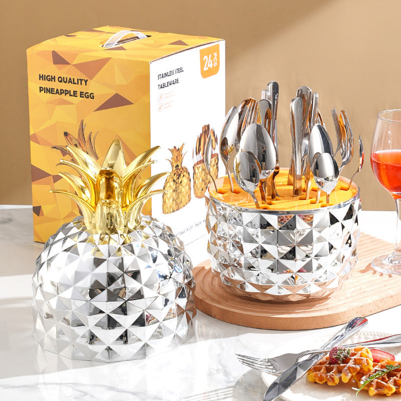 24-teiliges Edelstahl-Besteckset | LuxeStyle