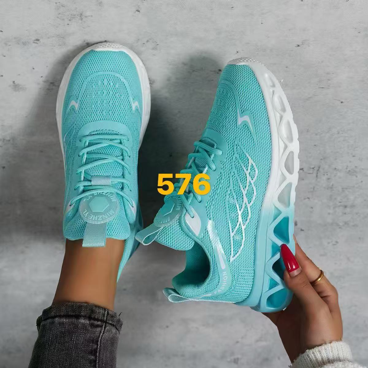 Leichter Sneaker mit atmungsaktivem Mesh-Obermaterial – Bild 8 | LuxeStyle