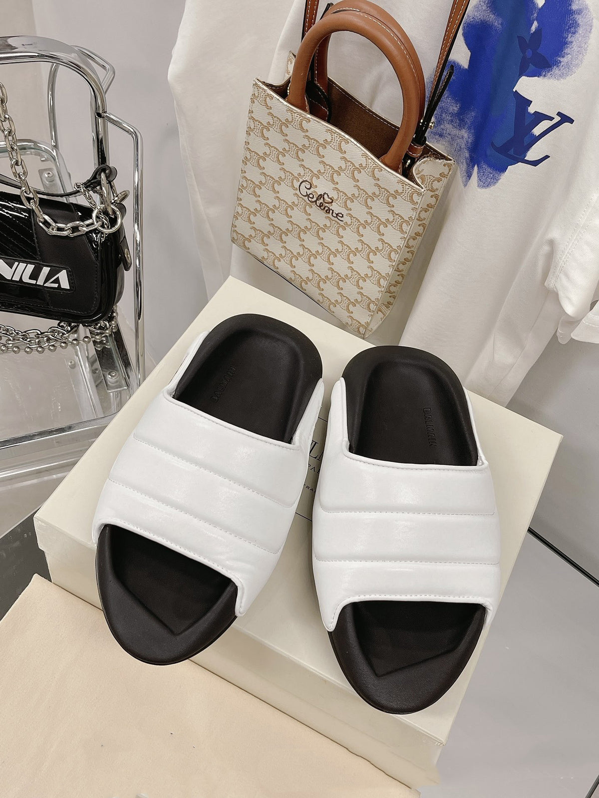 Bequeme Zehensteg-Sandalen mit dicker Sohle – Bild 7 | LuxeStyle
