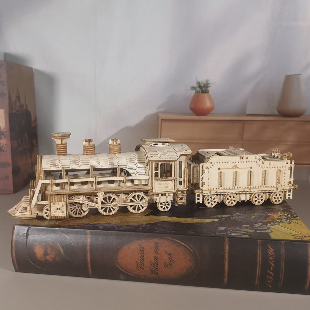 3D Holzpuzzle: Mechanischer Zug