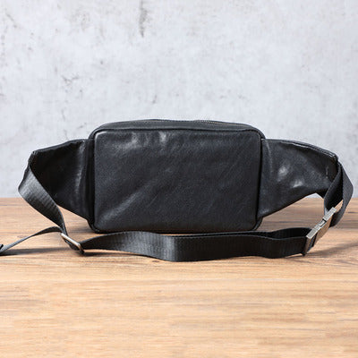 Kleiner Schulter-Rucksack aus Rindleder
