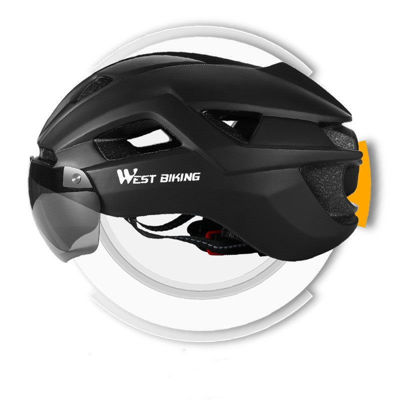 Radhelm mit integrierten Schutzbrillen