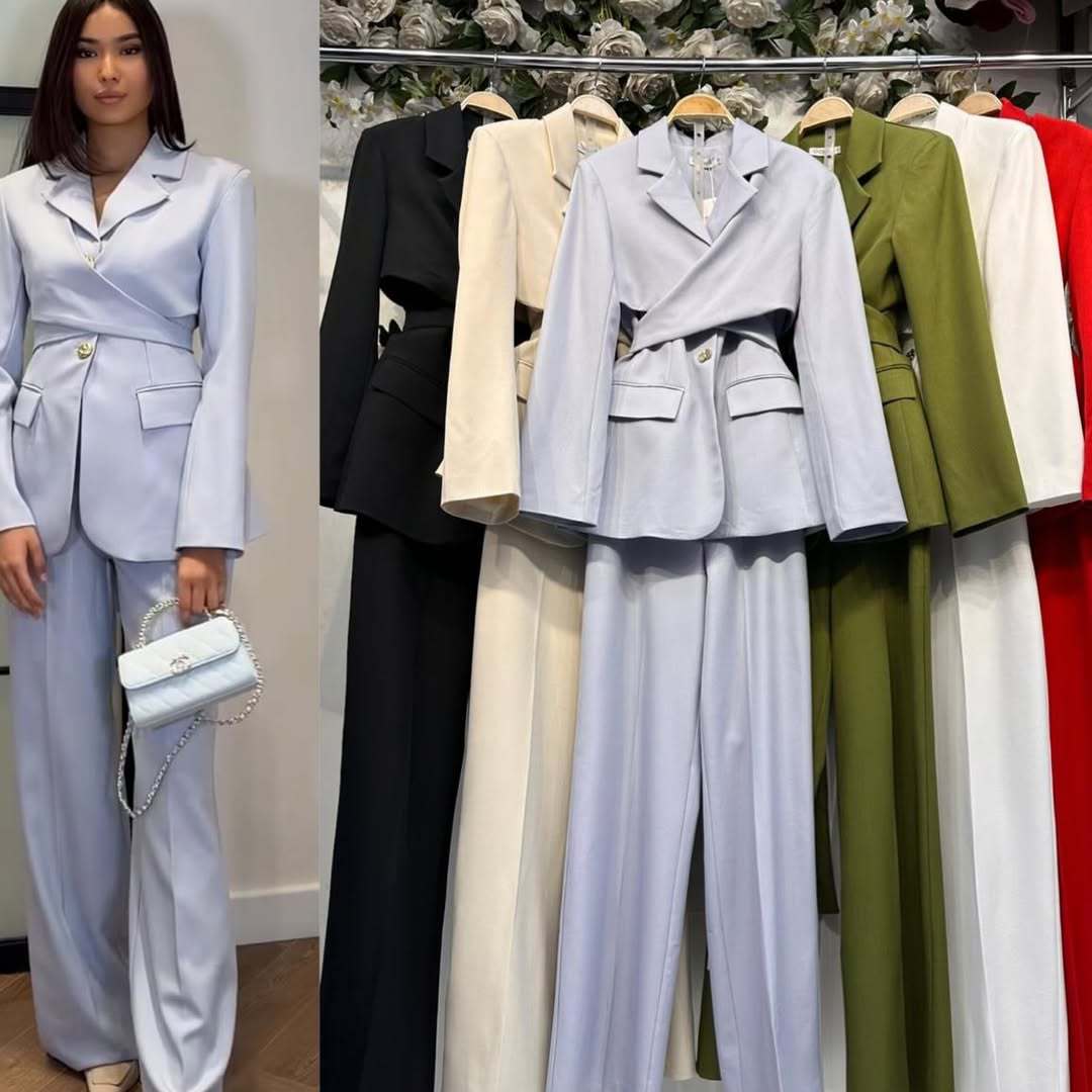 Damen Blazer und Hose mit geradem Bein