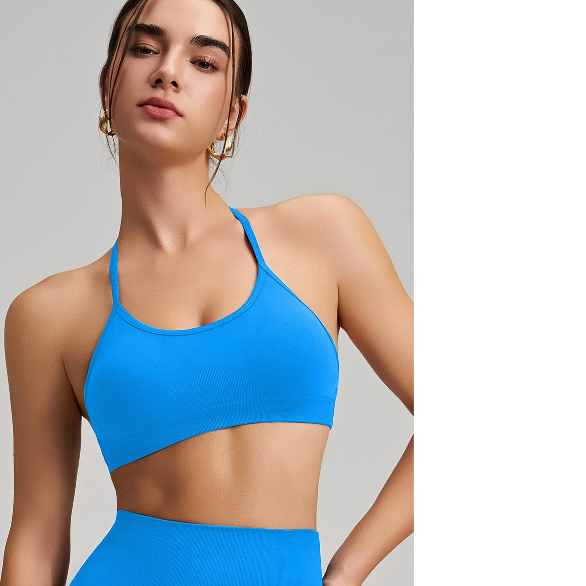 Nahtloses Cross-Back Yoga-Set für Damen – Bild 1 | LuxeStyle