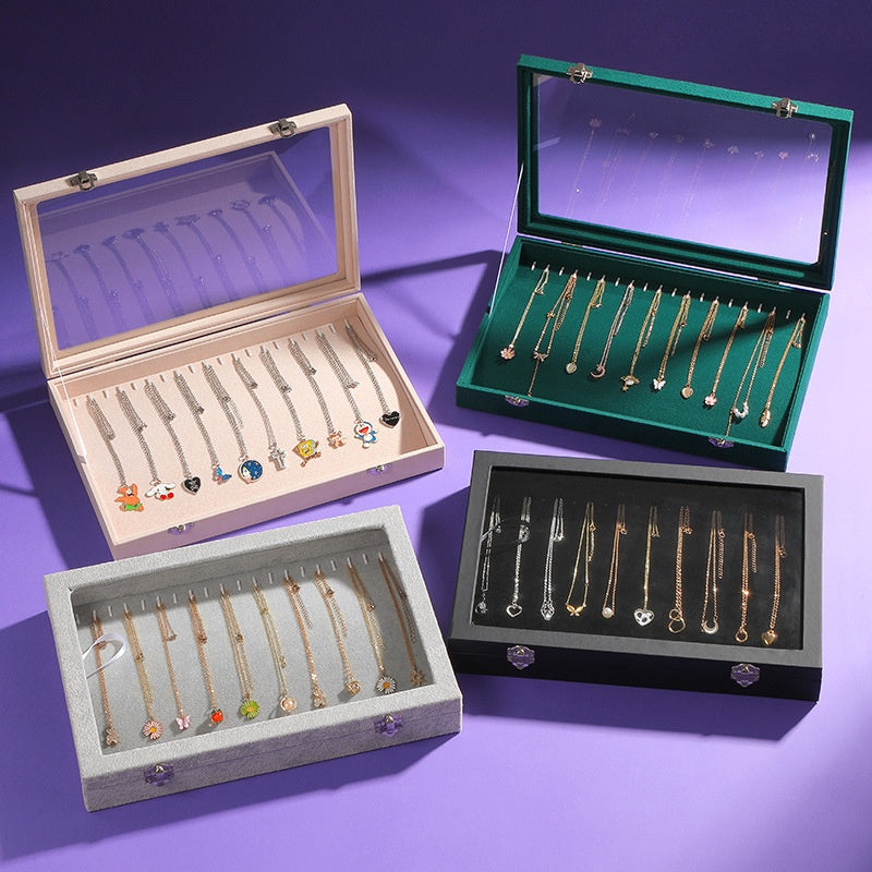 Hochwertige Samt-Schmuckbox für Armbänder – Bild 5 | LuxeStyle