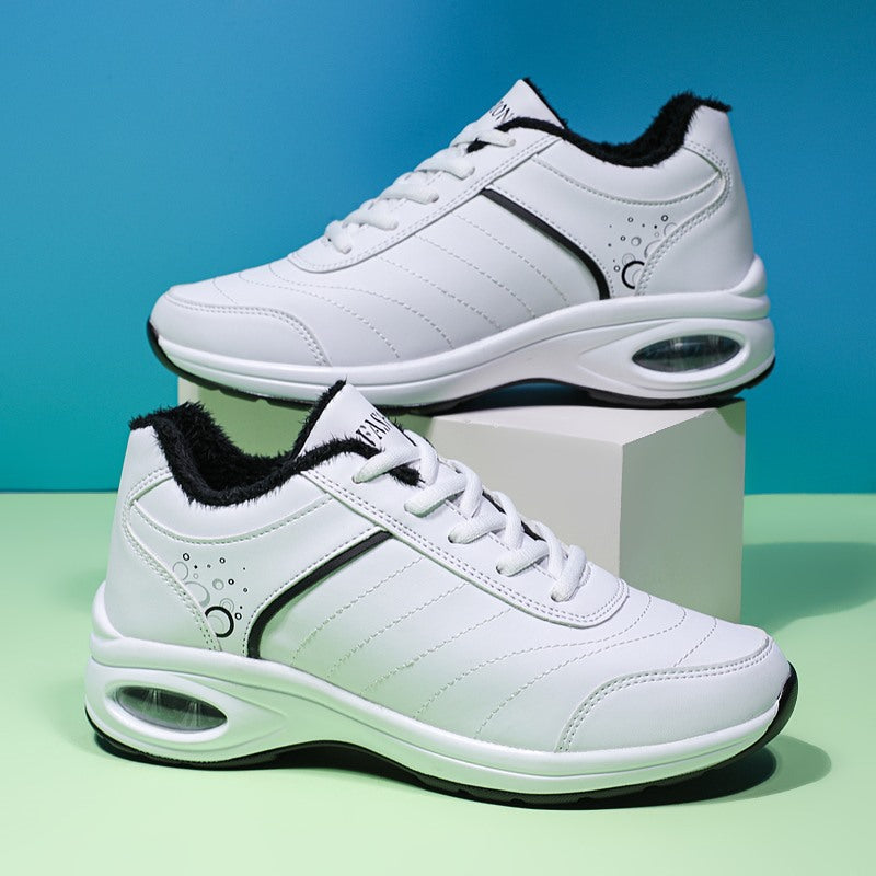 Damen-Sneaker aus Lederimitat mit Schnürung