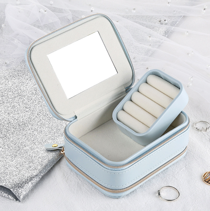 Portabler Schmuckschrank in Blau – Bild 10 | LuxeStyle