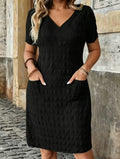 V-Ausschnitt Kleid mit kurzen Ärmeln
