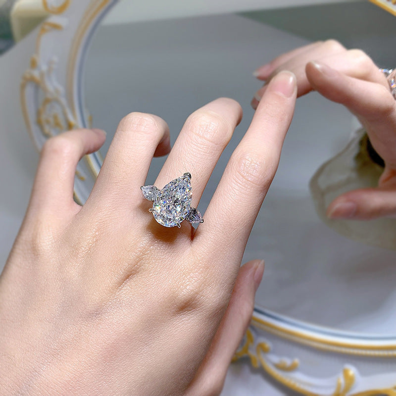 Silberring mit Wassertropfen-Design | LuxeStyle