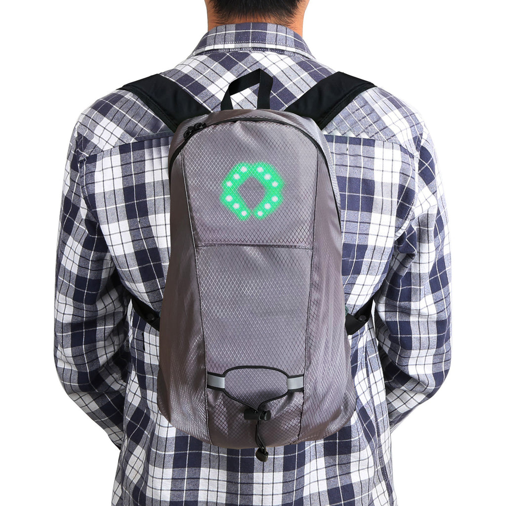 Rucksack mit Blinker – Bild 3 | LuxeStyle