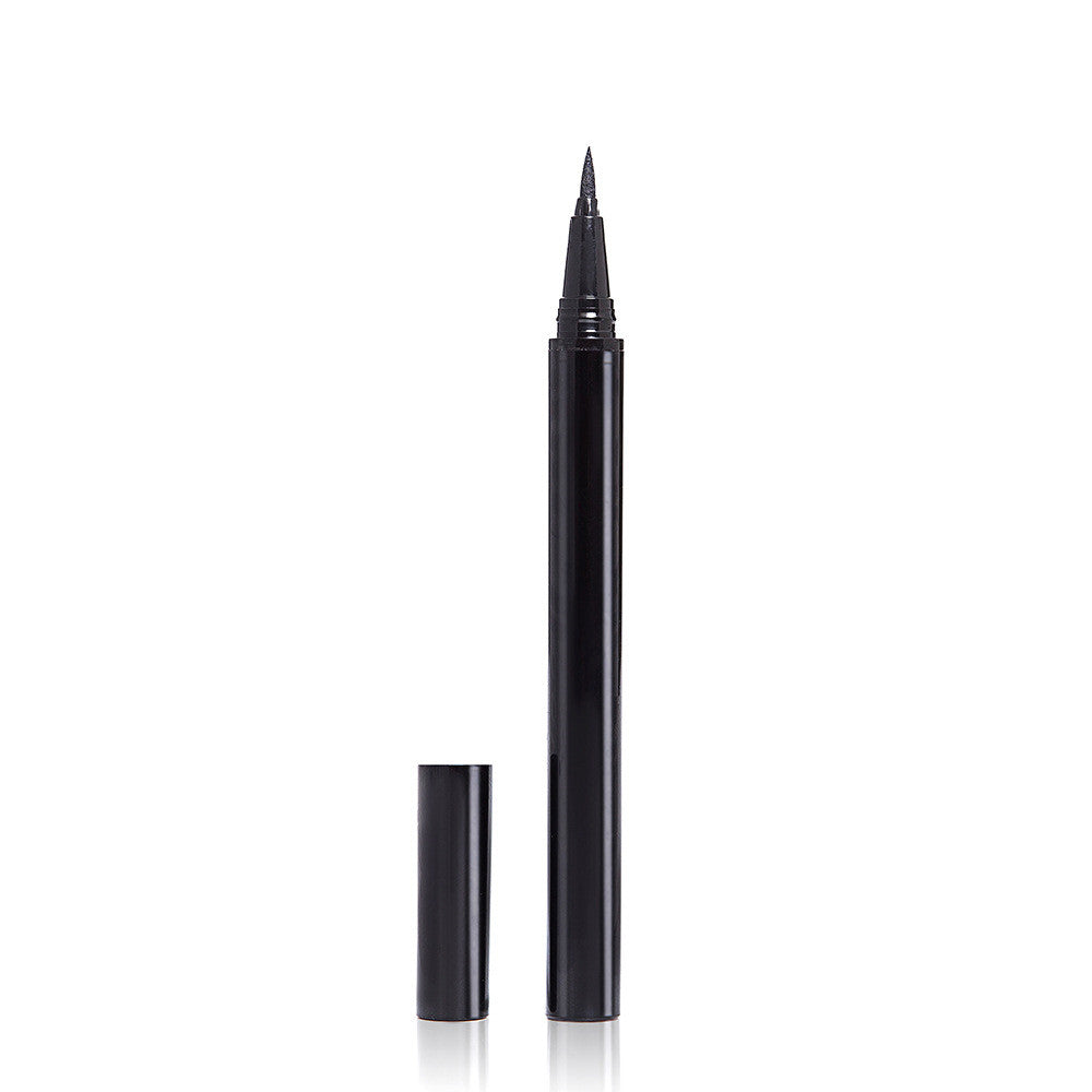 Selbstklebender Eyeliner für falsche Wimpern | LuxeStyle