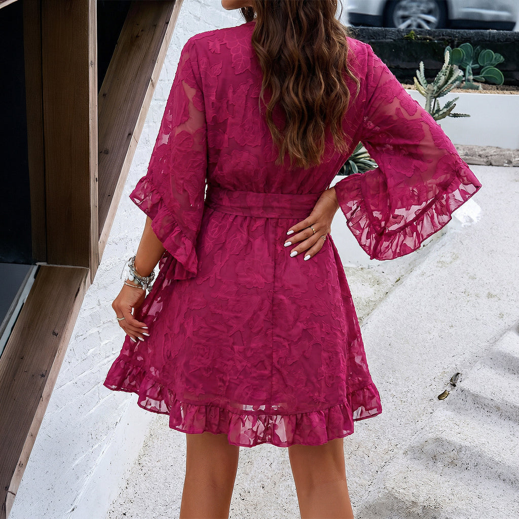 Burgunderrotes Mini-Kleid mit V-Ausschnitt – Bild 5 | LuxeStyle