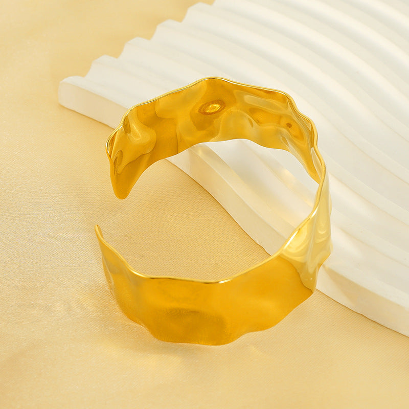 Titan-Armband