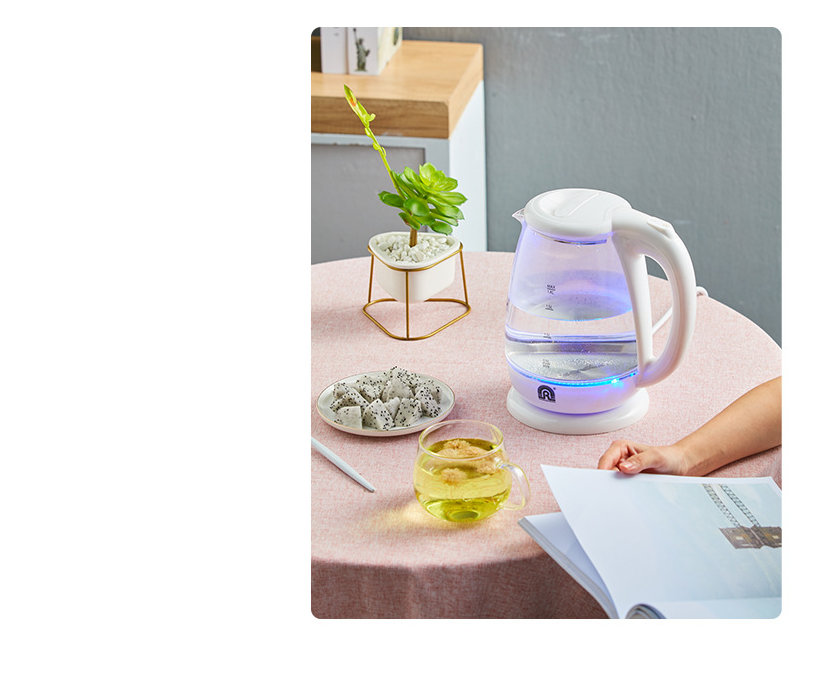 Elektrischer Wasserkocher aus Glas mit Abschaltautomatik – Bild 6 | LuxeStyle