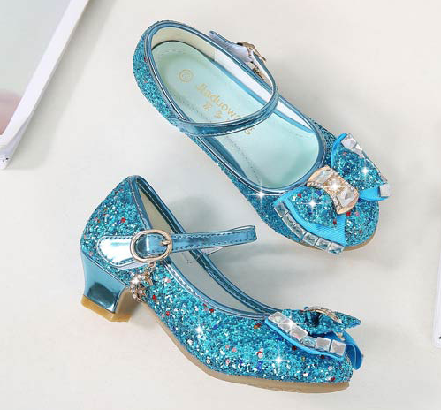 Tanzprinzessin-Schuhe mit Nieten – Bild 13 | LuxeStyle