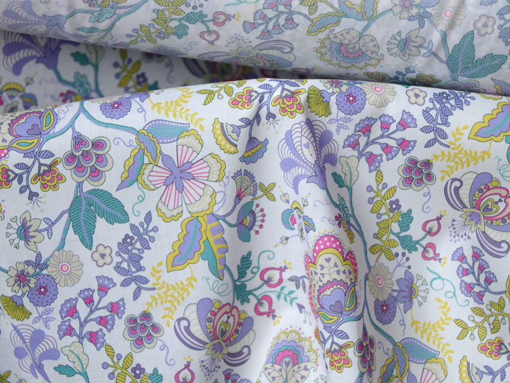 Bedruckter Baumwollstoff mit Blumenmuster – Bild 5 | LuxeStyle