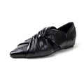 Spitze Slip-on Schuhe mit Keilabsatz