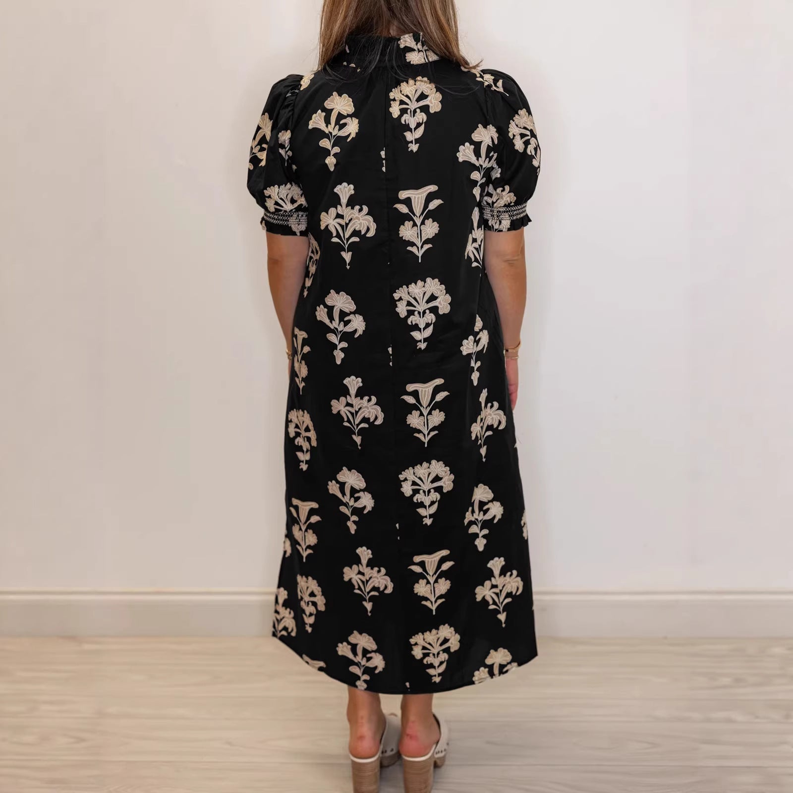 Maxikleid mit Blumenmuster
