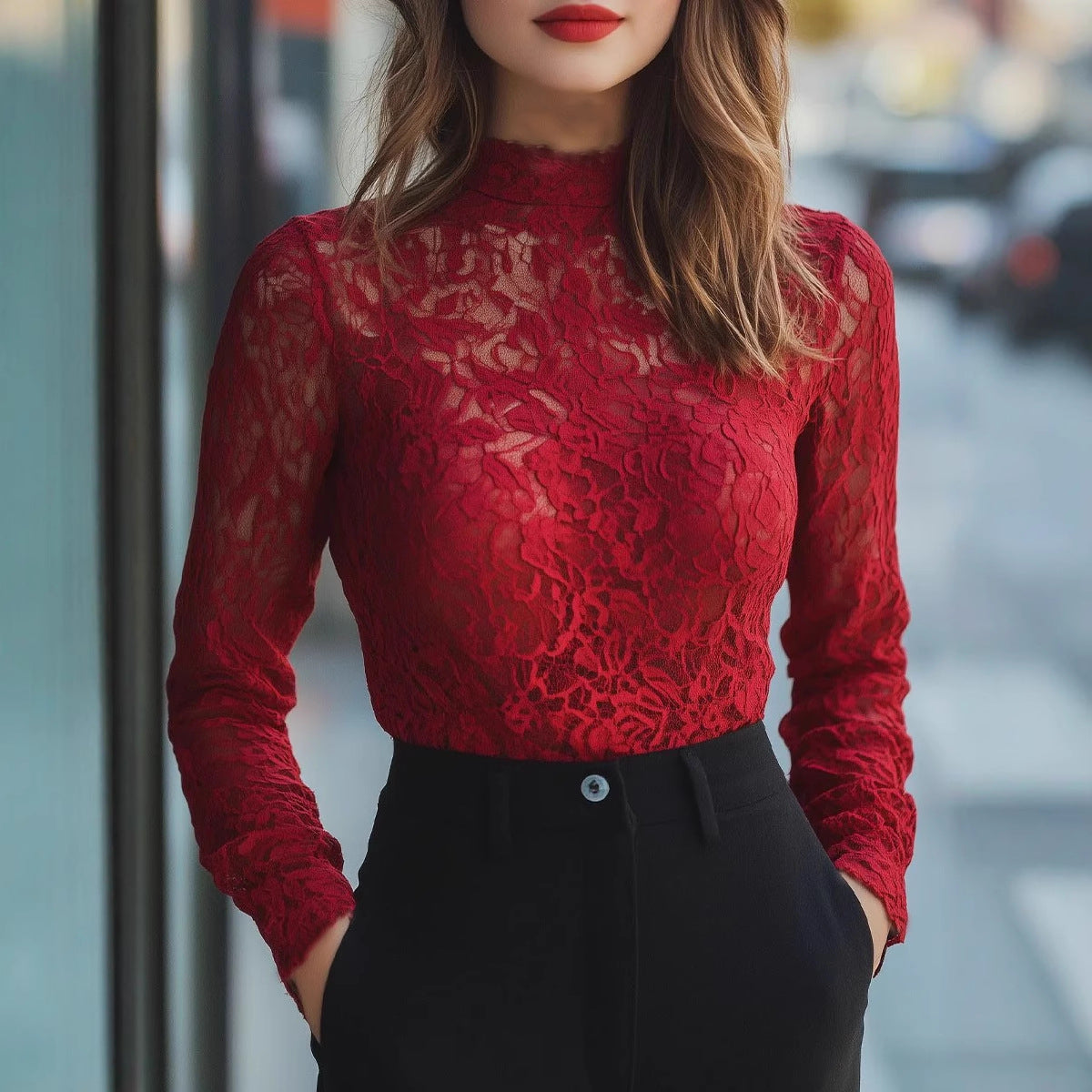 Rotes Langarmshirt mit Spitze