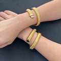 Edelstahl-Armband mit Gold-Überzug – Bild 2 | LuxeStyle