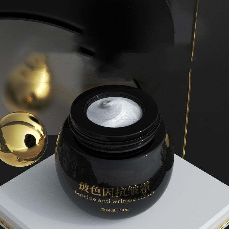 Feuchtigkeitsspendende Nachtcreme · mildert feine Linien – Bild 3 | LuxeStyle
