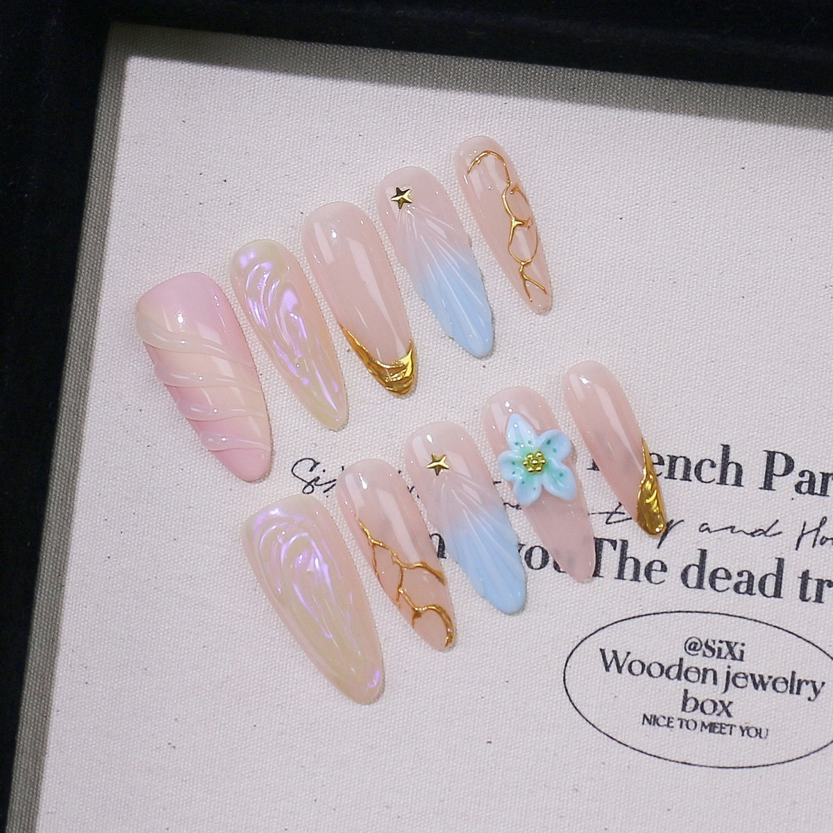 Hawaii Mandel-Nagelset mit Muschel-Design – Bild 6 | LuxeStyle