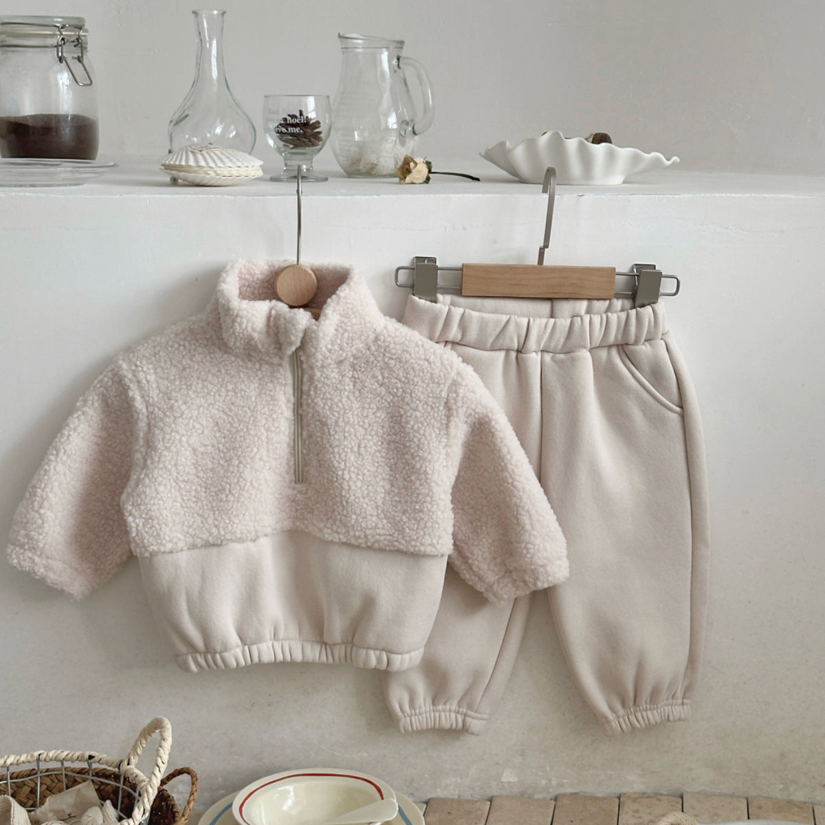 Baby Lammwoll Pullover mit Stehkragen – Bild 2 | LuxeStyle