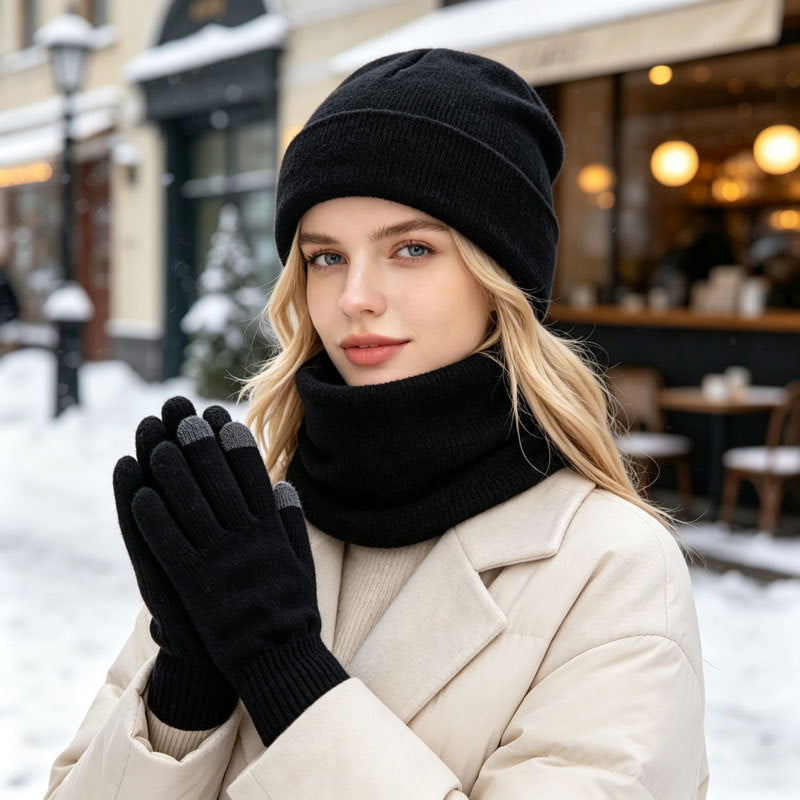 Dreiteiliges Winter-Set: Mütze, Schal, Handschuhe – Bild 11 | LuxeStyle