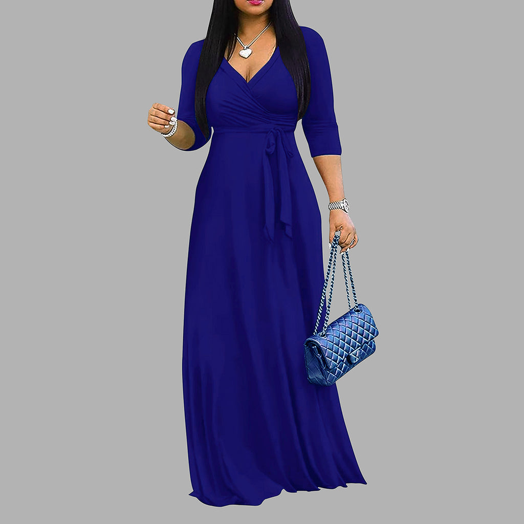 Tailliertes Strickkleid mit V-Ausschnitt – Bild 10 | LuxeStyle