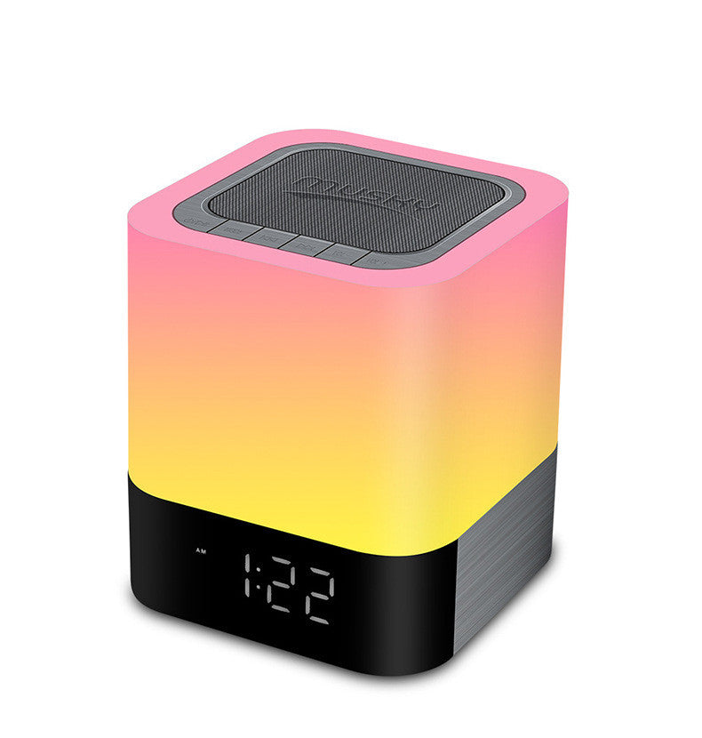 Bluetooth Lautsprecher mit Nachtlicht & Uhr – Bild 11 | LuxeStyle