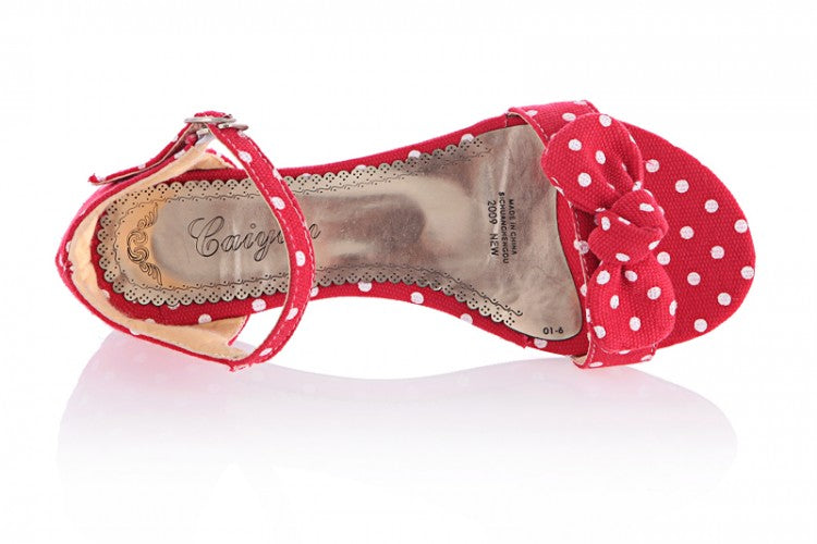 Flache Schuhe mit Polka-Dot-Schleife – Bild 8 | LuxeStyle