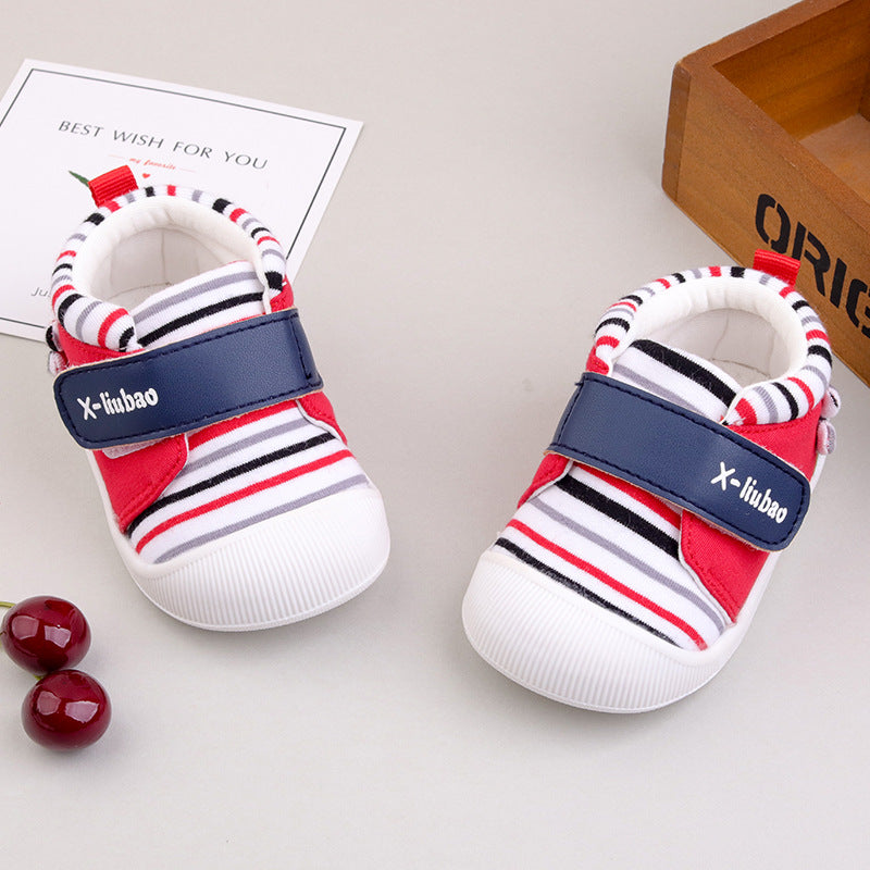 Kleiner Schuh mit Griff und bunten Streifen – Bild 2 | LuxeStyle