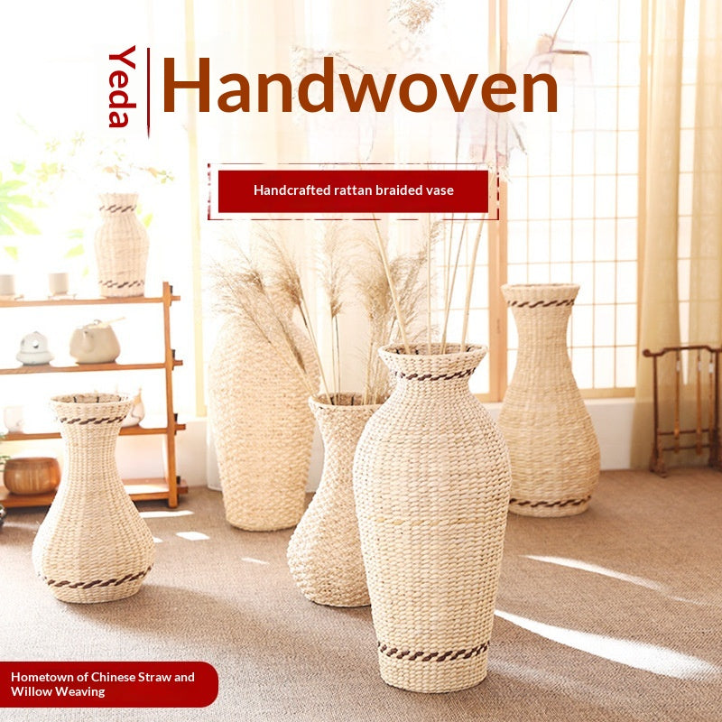 Geflochtene Vase aus Pflanzenfasern – Bild 9 | LuxeStyle