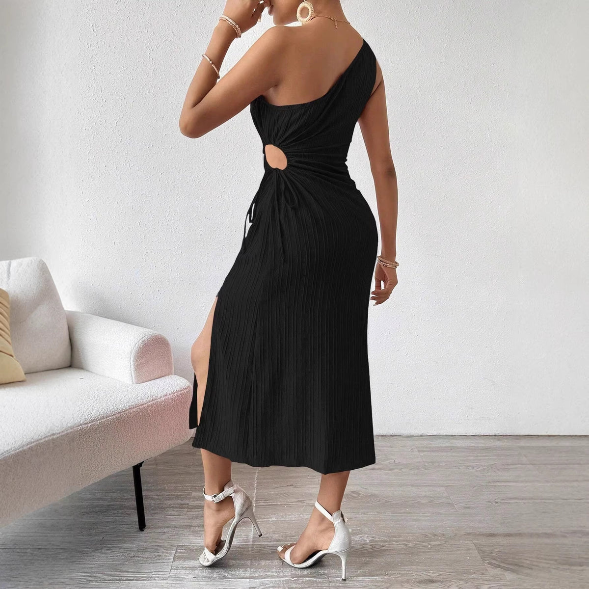 Elegantes Off-Shoulder Schlitzkleid – Bild 4 | LuxeStyle